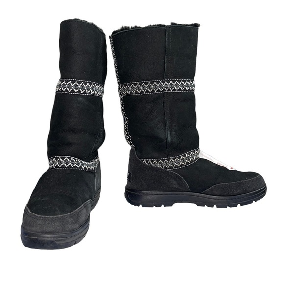 UGG Sundance Revival tall boot. Size 8 GUC - Picture 5 of 12